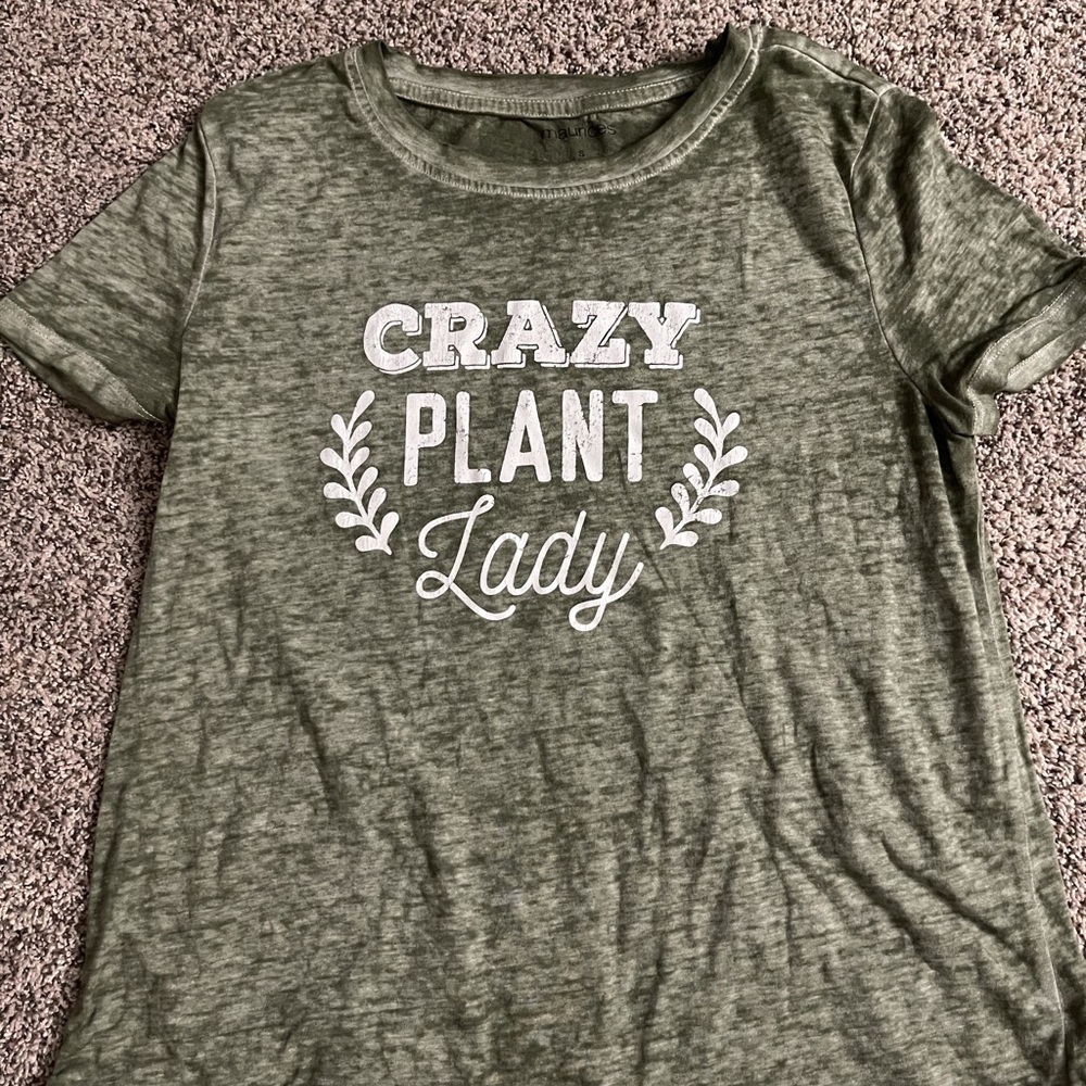 Crazy plant lady 🪴